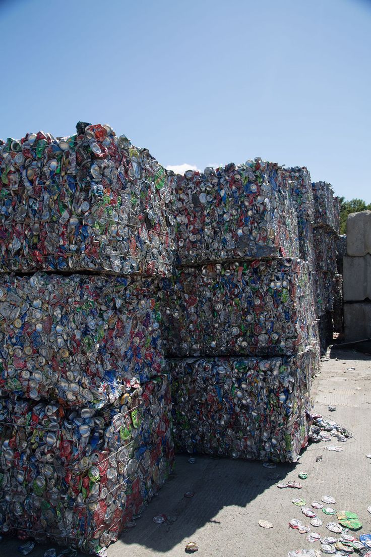 Baled aluminium scrap
